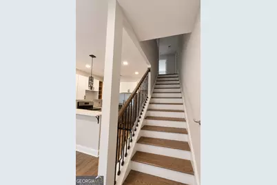 2447 Terrace View NW, Gainesville, GA 30501 - Photo 4