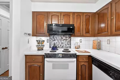 1631 Executive Park Lane NE, Atlanta, GA 30329 - Photo 16