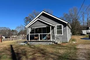 406 Shankle Rd, Commerce, GA 30529 - Photo 2