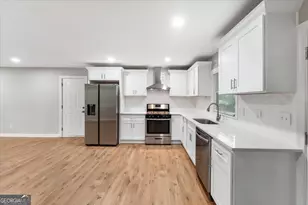 4010 Kennesaw Dr NW, Kennesaw, GA 30152 - Photo 14