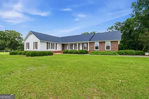 390 Dedrick Rd, Mcintyre, GA 31054 - Photo 2