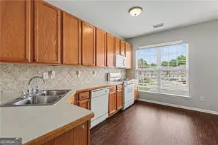 3158 Mill Springs Circle, Buford, GA 30519 - Photo 10