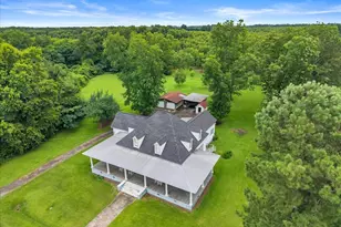 137 Church St, Vienna, GA 31092 - Photo 2