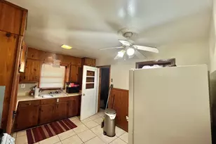 6842 E Sherwood Dr, Riverdale, GA 30274 - Photo 6