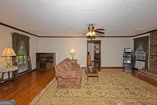 183 Inman Rd, Fayetteville, GA 30215 - Photo 16