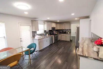 6632 Chason Woods Court, Jonesboro, GA 30238 - Photo 8
