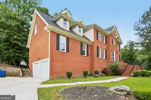 1811 Lake Cove Dr SW, Atlanta, GA 30331 - Photo 4
