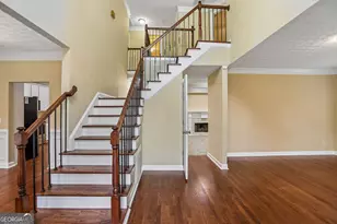 1811 Lake Cove Dr SW, Atlanta, GA 30331 - Photo 6