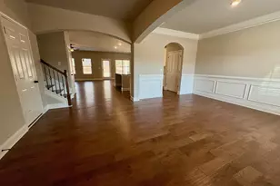 1046 Lakeview Oaks Ct, Grayson, GA 30017 - Photo 6