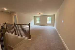 1046 Lakeview Oaks Ct, Grayson, GA 30017 - Photo 10