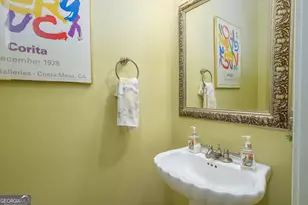 1 Cedar View Dr, Savannah, GA 31410 - Photo 22