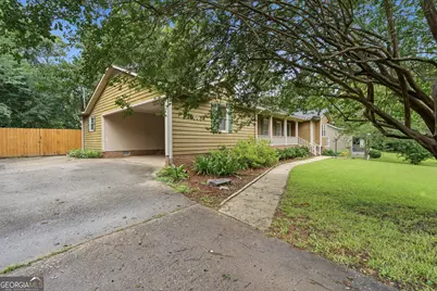 668 Summerwind Drive, Macon, GA 31210 - Photo 4