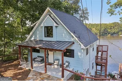 8470 Lake Drive, Snellville, GA 30039 - Photo 4