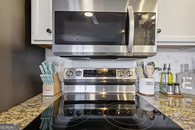 8470 Lake Drive, Snellville, GA 30039 - Photo 10