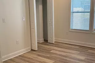 672 Cassanova St SE, Atlanta, GA 30315 - Photo 8