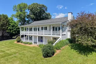 2112 J V Ledford Rd, Young Harris, GA 30582 - Photo 4