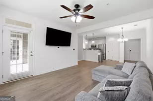 7265 Glisten Ave NE, Sandy Springs, GA 30328 - Photo 8