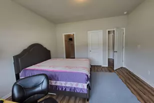 5414 Town Square Way, Flowery Branch, GA 30542 - Photo 4