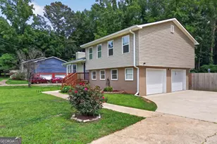 95 S Meadowcliff Cir, Carrollton, GA 30116 - Photo 4
