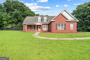 235 Lake Lillian Dr, Perry, GA 31069 - Photo 1