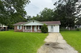 630 Dorothy St, Metter, GA 30439 - Photo 1