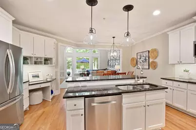 4725 SE Legacy Cove Lane, Smyrna, GA 30126 - Photo 8