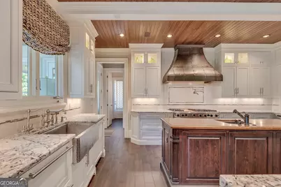 2494 Oak Grove Estates NE, Atlanta, GA 30345 - Photo 32