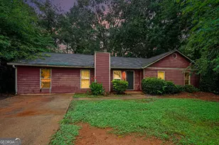 1727 Vauxhall Dr, Lithonia, GA 30058 - Photo 1