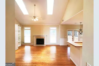 377 Fairbrook Circle, Marietta, GA 30067 - Photo 6