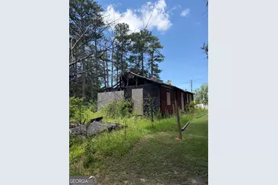 230 Greene Street SE, Fairburn, GA 30213 - Photo 2