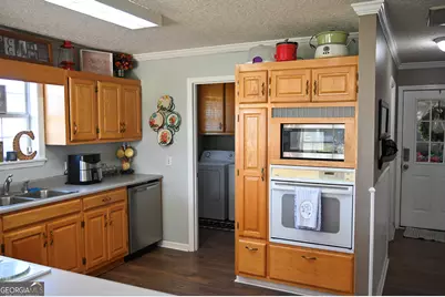 5625 Wooddell Drive, Waycross, GA 31503 - Photo 8