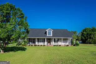 5625 Wooddell Dr, Waycross, GA 31503 - Photo 2