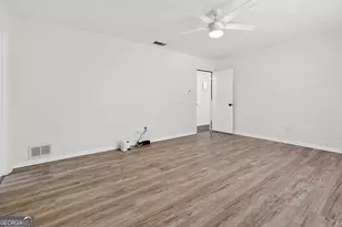 11525 Matthews Trail, Hampton, GA 30228 - Photo 16