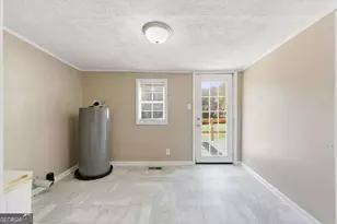 587 Whooping Creek Rd, Carrollton, GA 30116 - Photo 10