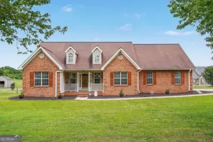 407 Trestle Rd, Locust Grove, GA 30248 - Photo 2