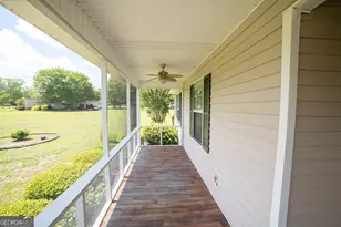 3170 Sheri Ln, Blackshear, GA 31516 - Photo 4