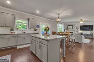 70 Blossom Wood Dr, Senoia, GA 30276 - Photo 2