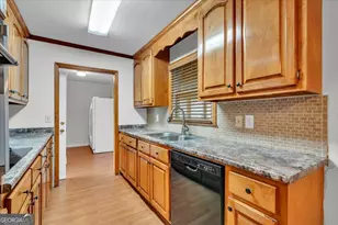 240 E Peter St, Cochran, GA 31014 - Photo 24