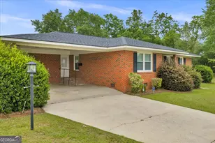 240 E Peter St, Cochran, GA 31014 - Photo 2