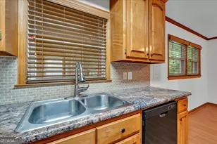 240 E Peter St, Cochran, GA 31014 - Photo 22