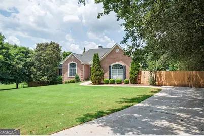 1315 Edwin Court, McDonough, GA 30252 - Photo 4