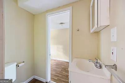 902 Martin Luther King Jr Boulevard, Darien, GA 31305 - Photo 18