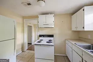 902 Martin Luther King Jr Blvd, Darien, GA 31305 - Photo 14