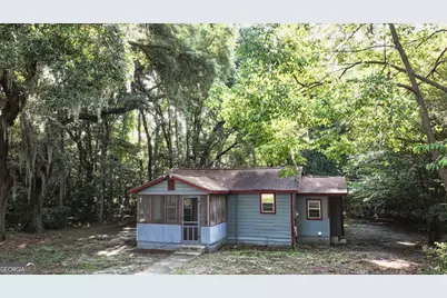 902 Martin Luther King Jr Boulevard, Darien, GA 31305 - Photo 1