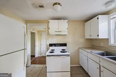 902 Martin Luther King Jr Boulevard, Darien, GA 31305 - Photo 16