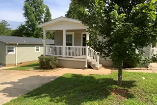 130 Bob White Ln, Newnan, GA 30263 - Photo 2