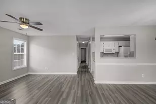 1509 N Hampton Ct, Hampton, GA 30228 - Photo 2