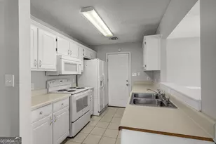 1509 N Hampton Ct, Hampton, GA 30228 - Photo 12