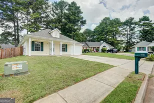 1509 N Hampton Ct, Hampton, GA 30228 - Photo 4