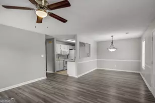 1509 N Hampton Ct, Hampton, GA 30228 - Photo 6